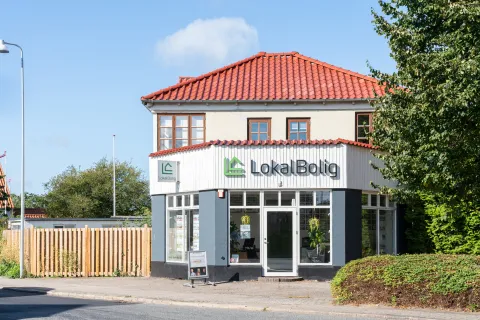 Ejendomsmægler Velkommen til LokalBolig Fredericia køb og salg af boliger i Fredericia og omegn.