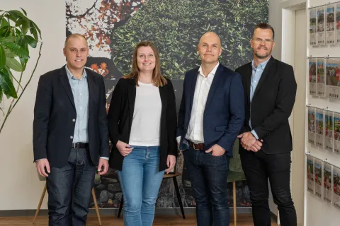 Ejendomsmægler Velkommen til LokalBolig Viborg. Butik belligende i Viborg. Ejendomsmægler Velkommen til LokalBolig Viborg køb og salg af boliger i Viborg og omegn.